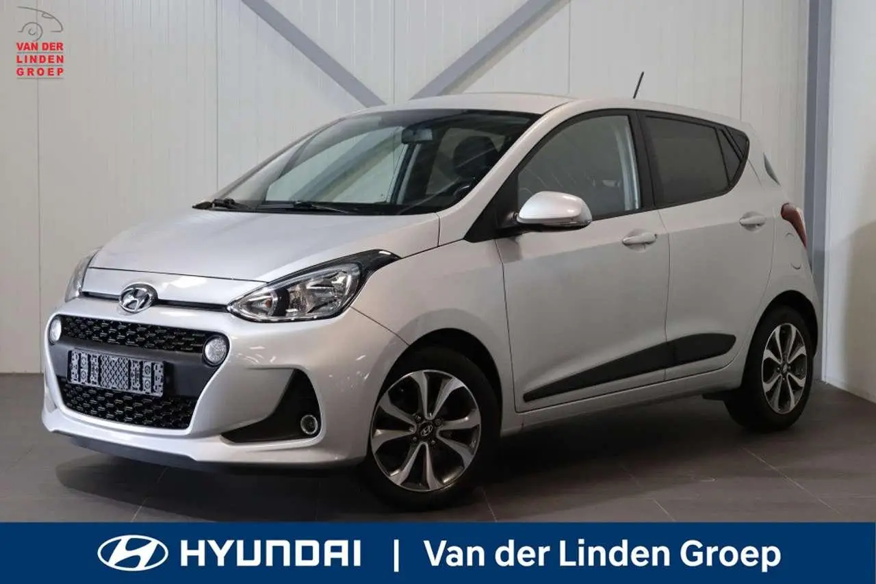 Photo 1 : Hyundai I10 2018 Essence