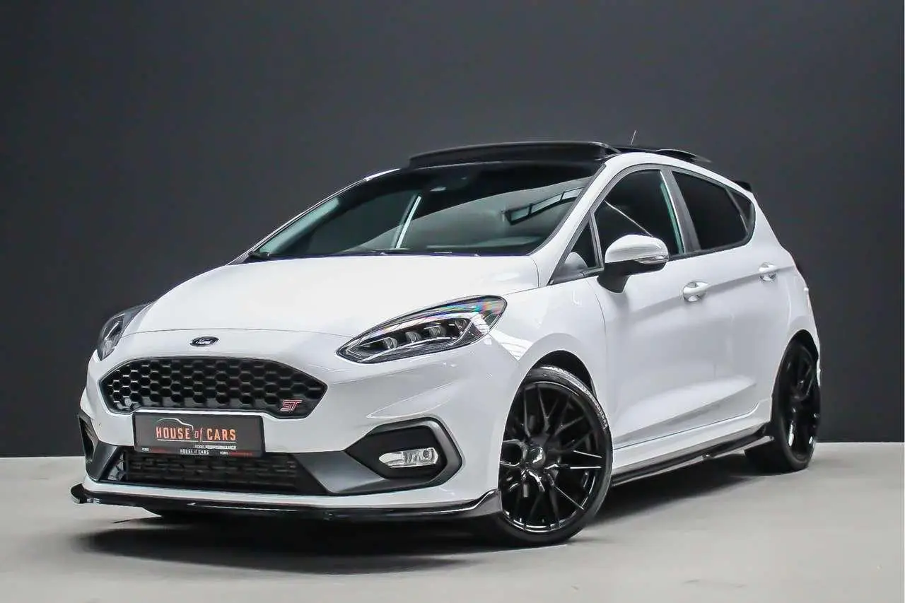 Photo 1 : Ford Fiesta 2021 Essence