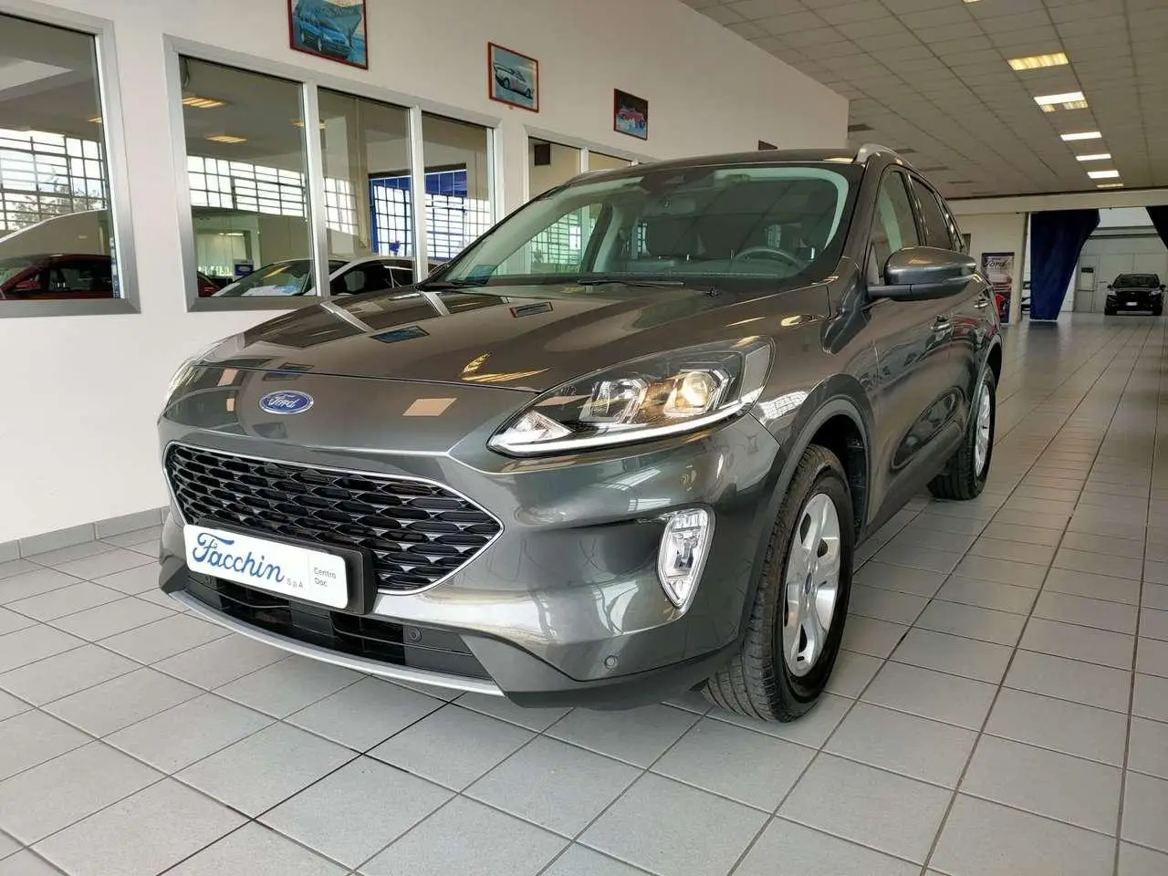 Photo 1 : Ford Kuga 2021 Hybrid