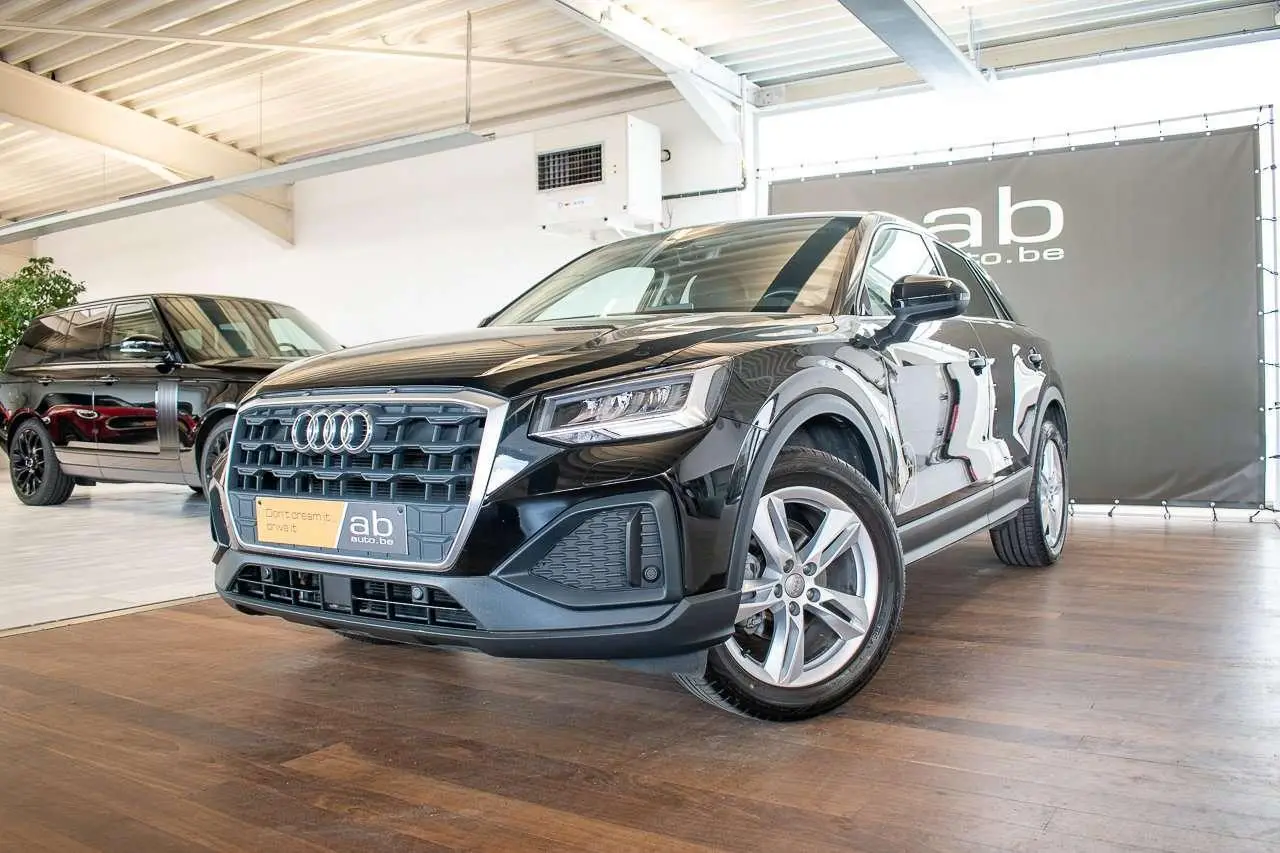 Photo 1 : Audi Q2 2022 Essence