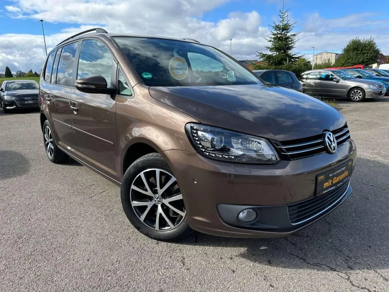 Photo 1 : Volkswagen Touran 2015 Petrol