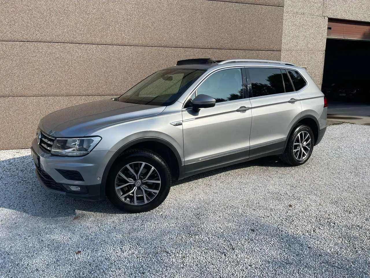 Photo 1 : Volkswagen Tiguan 2019 Diesel