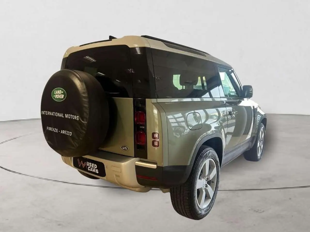 Photo 1 : Land Rover Defender 2021 Hybride