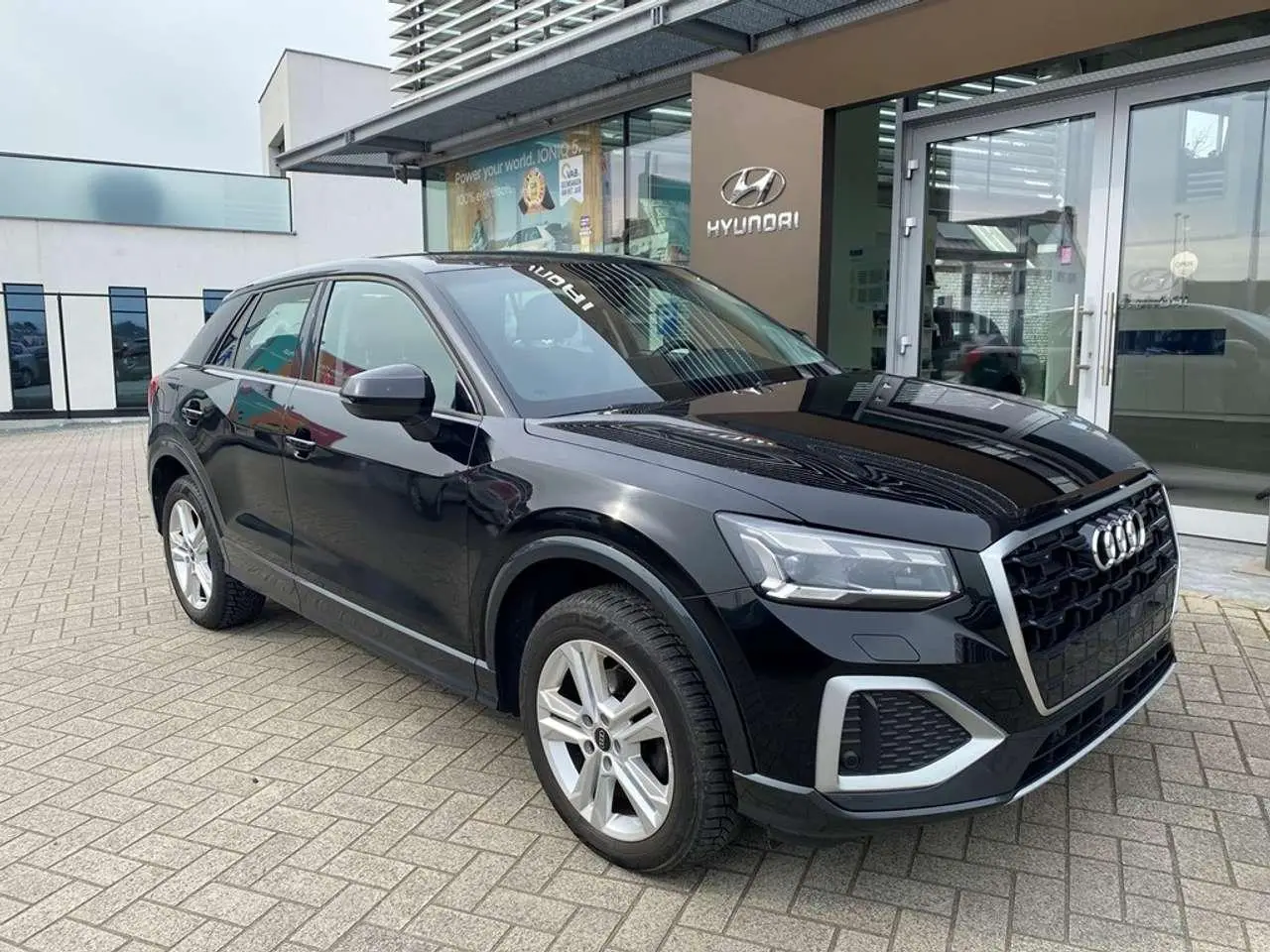 Photo 1 : Audi Q2 2021 Petrol