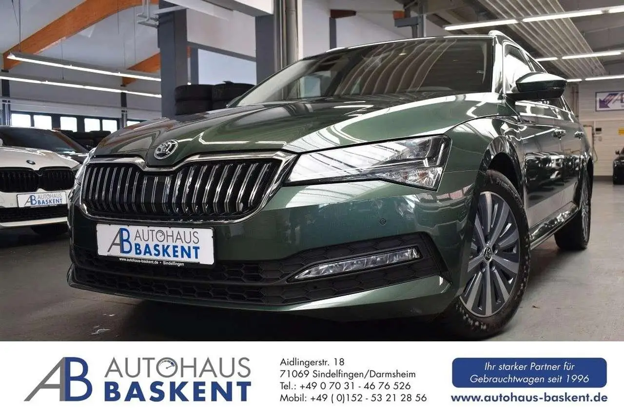 Photo 1 : Skoda Superb 2021 Essence