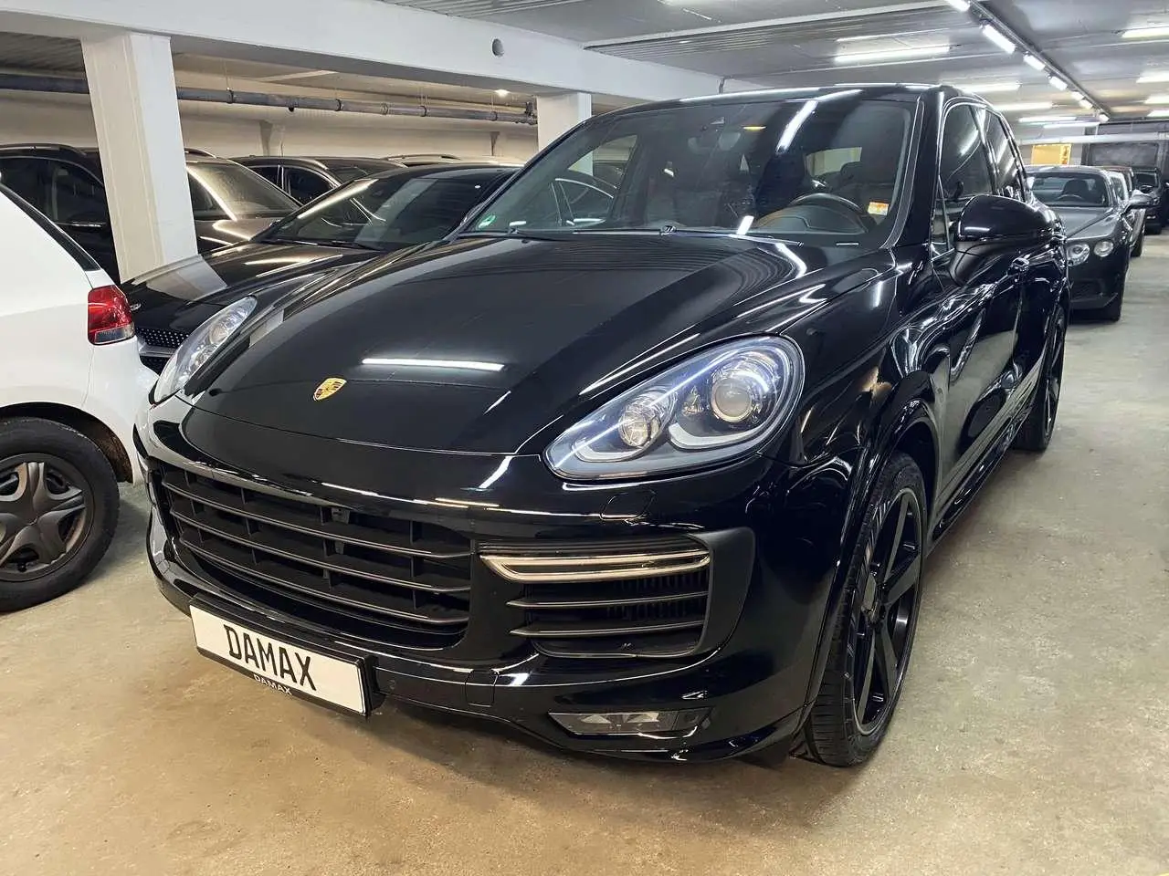 Photo 1 : Porsche Cayenne 2016 Petrol