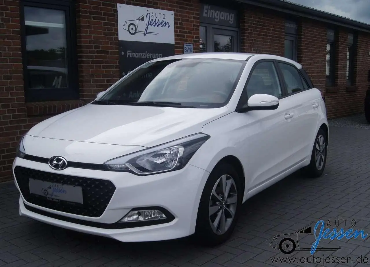 Photo 1 : Hyundai I20 2015 Petrol