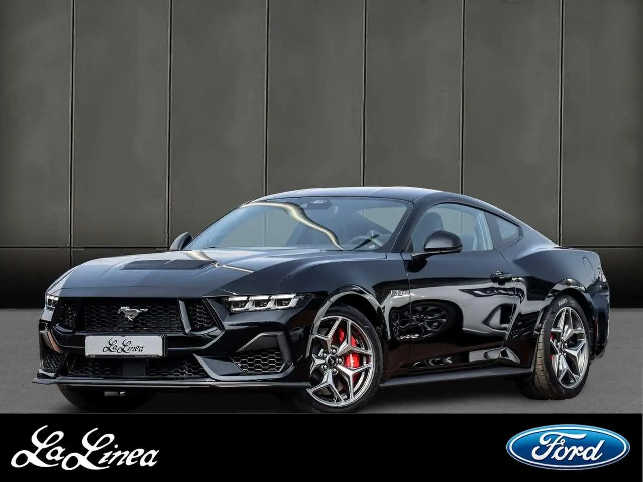 Photo 1 : Ford Mustang 2024 Essence