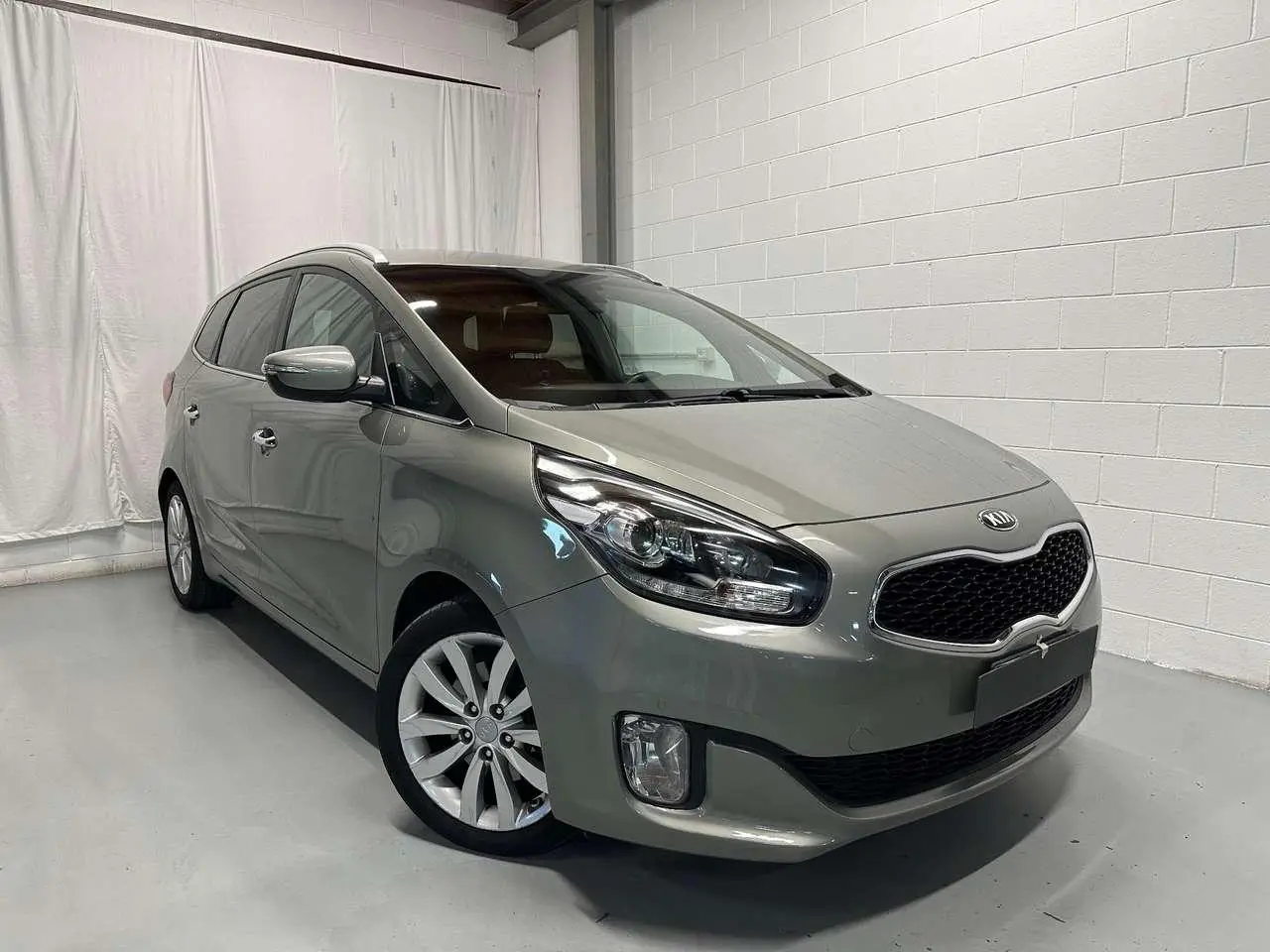 Photo 1 : Kia Carens 2015 Diesel