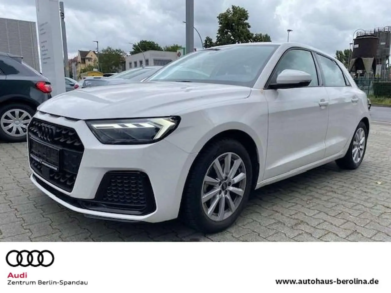 Photo 1 : Audi A1 2023 Essence