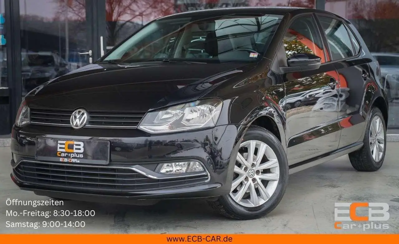 Photo 1 : Volkswagen Polo 2015 Essence