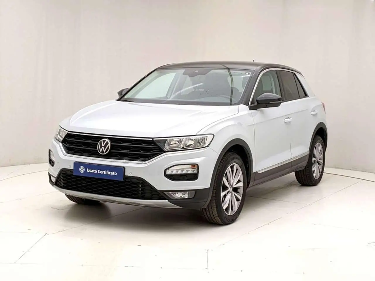 Photo 1 : Volkswagen T-roc 2021 Petrol