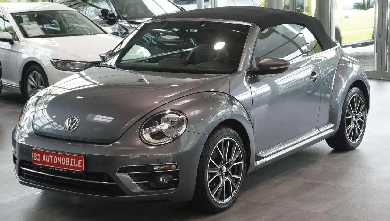 Photo 1 : Volkswagen Beetle 2018 Petrol