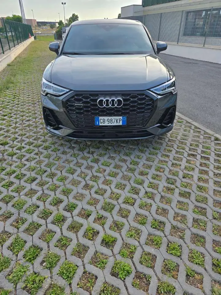 Photo 1 : Audi Q3 2020 Diesel