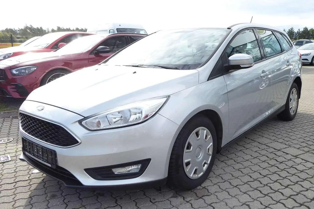 Photo 1 : Ford Focus 2018 Diesel