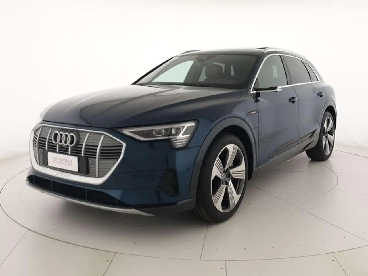 Photo 1 : Audi E-tron 2019 Électrique