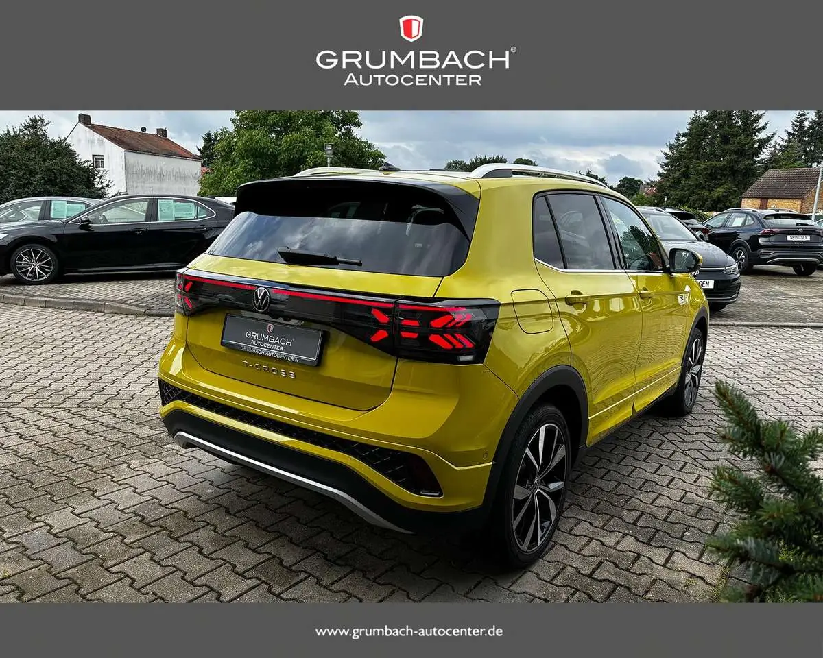 Photo 1 : Volkswagen T-cross 2024 Essence