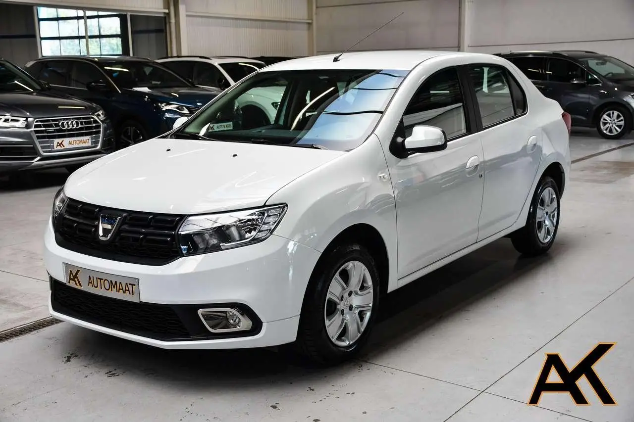 Photo 1 : Dacia Logan 2020 Petrol