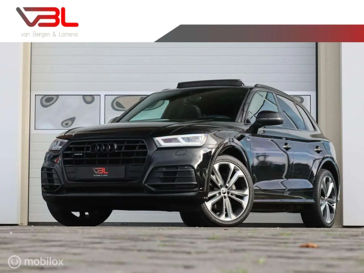 Photo 1 : Audi Q5 2020 Hybride