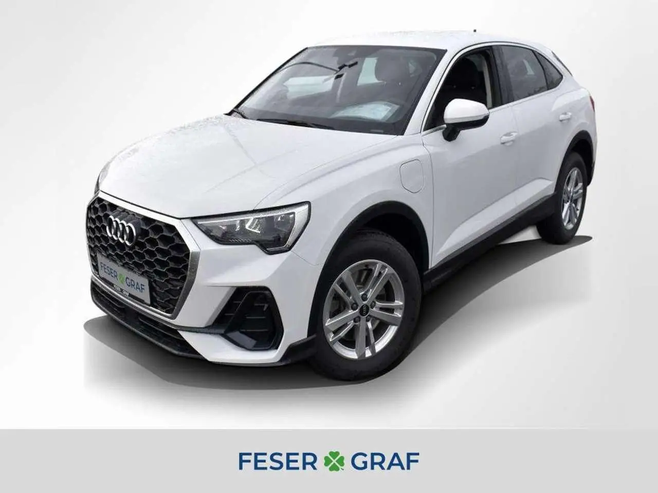 Photo 1 : Audi Q3 2021 Hybride