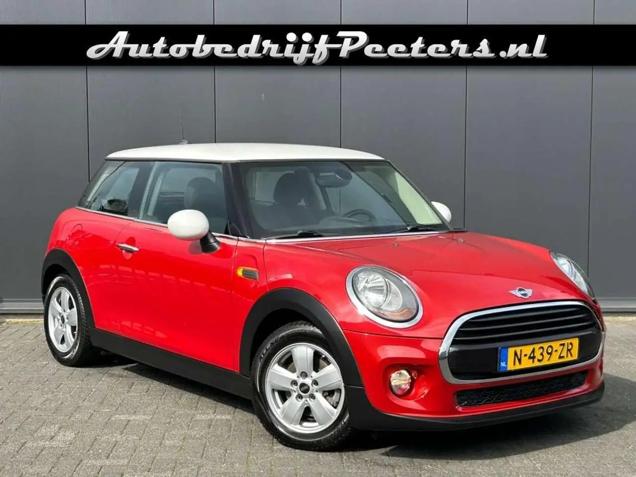 Photo 1 : Mini Cooper 2016 Petrol