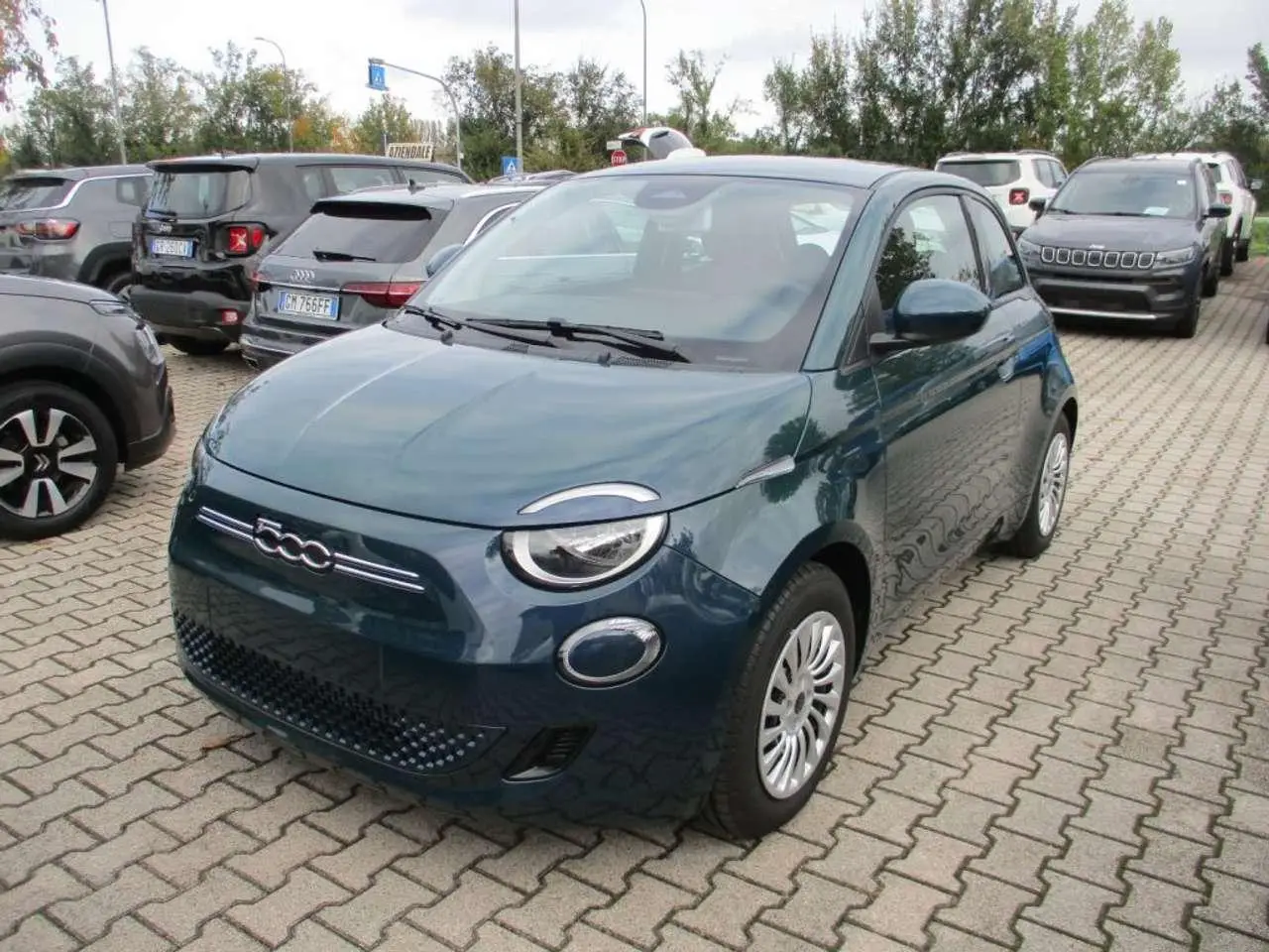 Photo 1 : Fiat 500 2023 Électrique