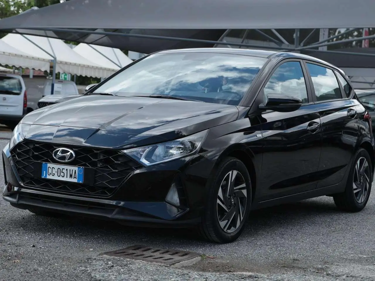 Photo 1 : Hyundai I20 2021 Hybrid