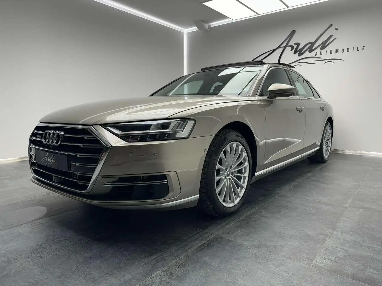 Photo 1 : Audi A8 2018 Diesel