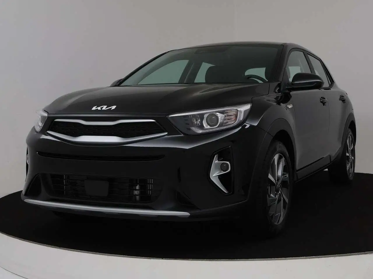 Photo 1 : Kia Stonic 2024 Essence