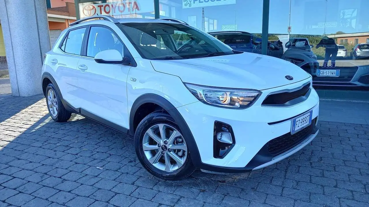 Photo 1 : Kia Stonic 2019 GPL