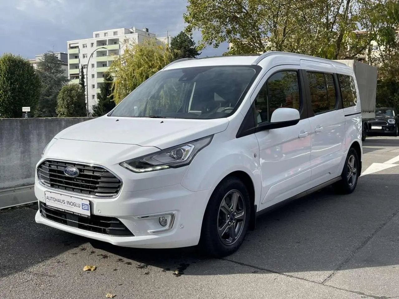 Photo 1 : Ford Grand Tourneo 2020 Diesel