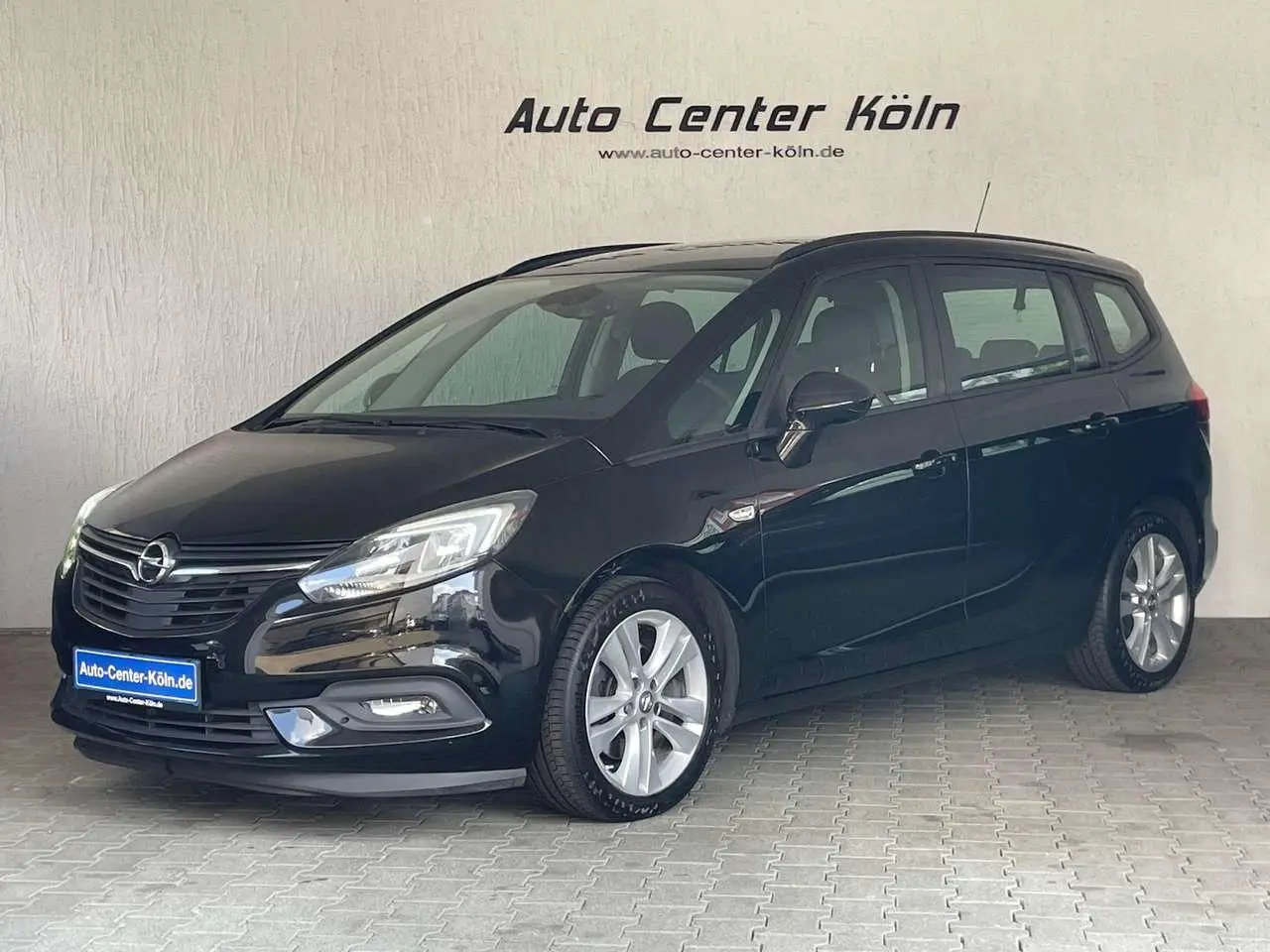 Photo 1 : Opel Zafira 2018 Diesel