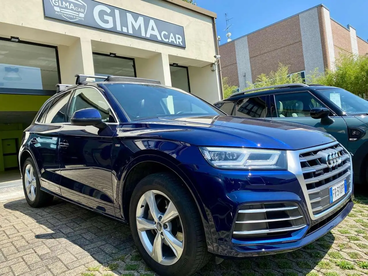 Photo 1 : Audi Q5 2018 Petrol