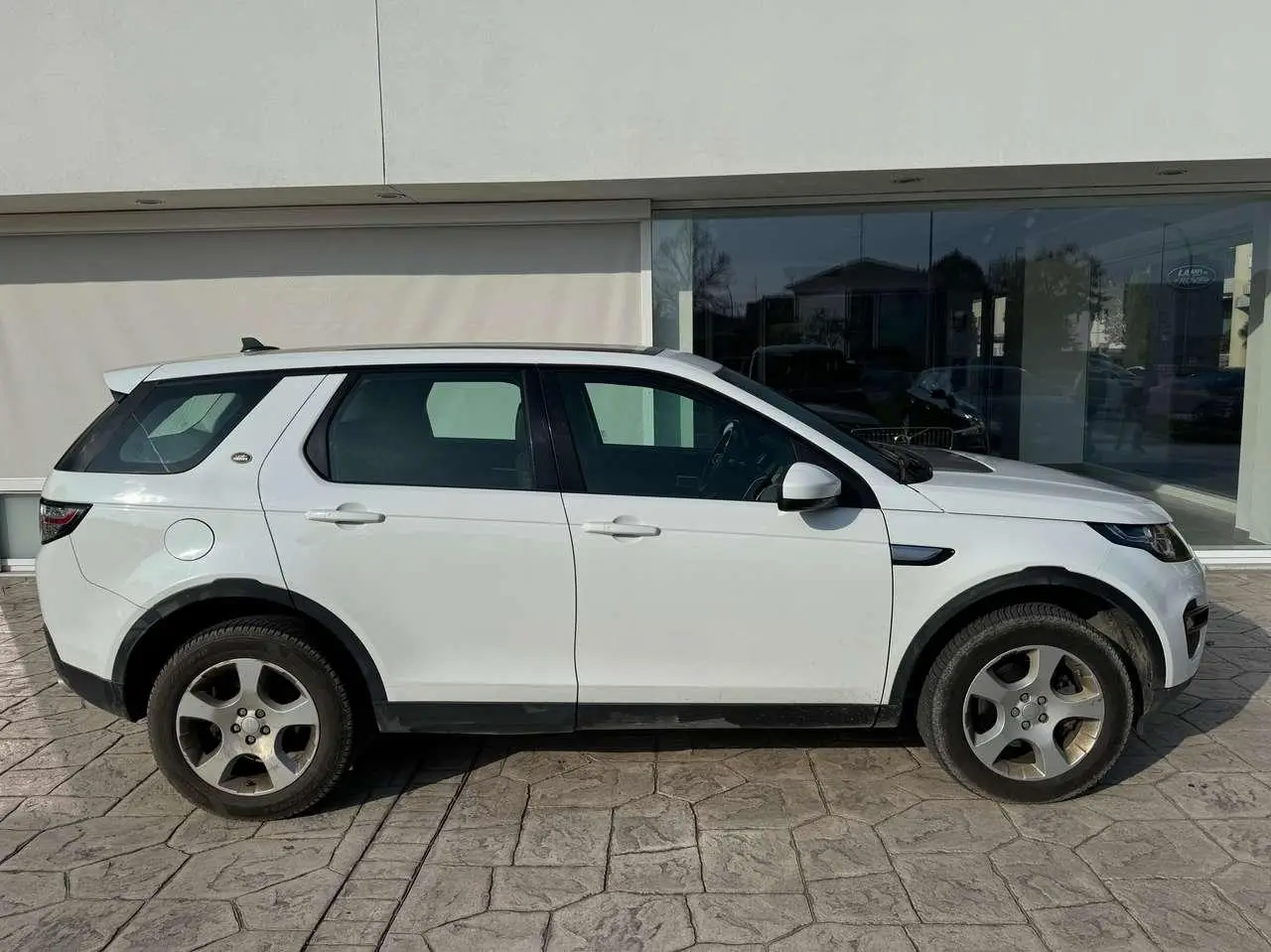 Photo 1 : Land Rover Discovery 2018 Diesel