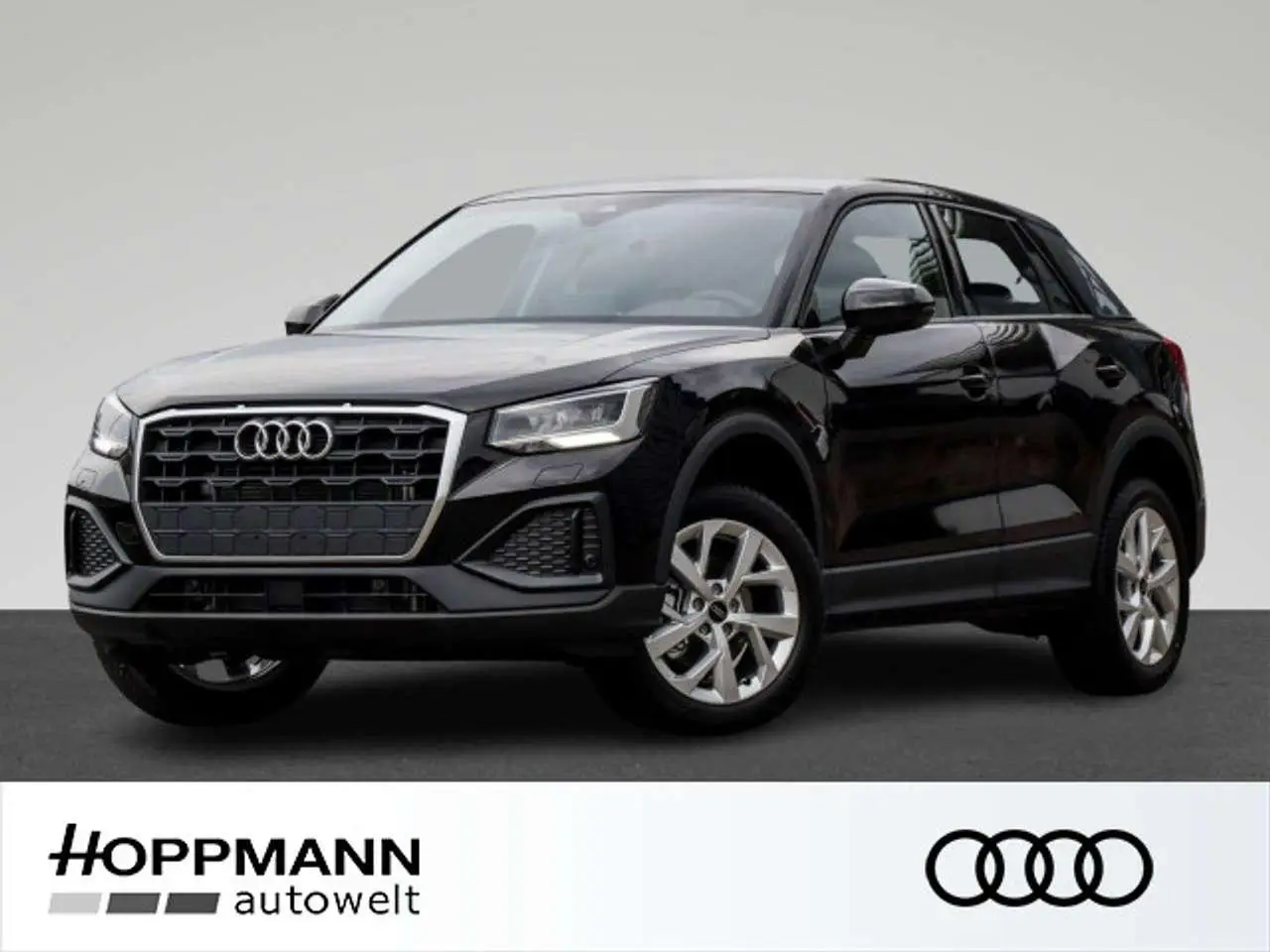 Photo 1 : Audi Q2 2024 Petrol