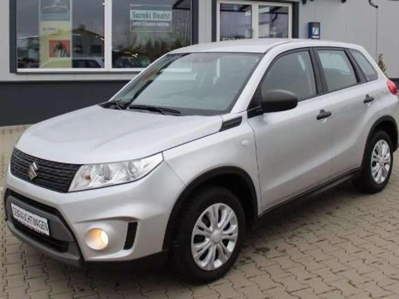 Photo 1 : Suzuki Vitara 2016 Petrol