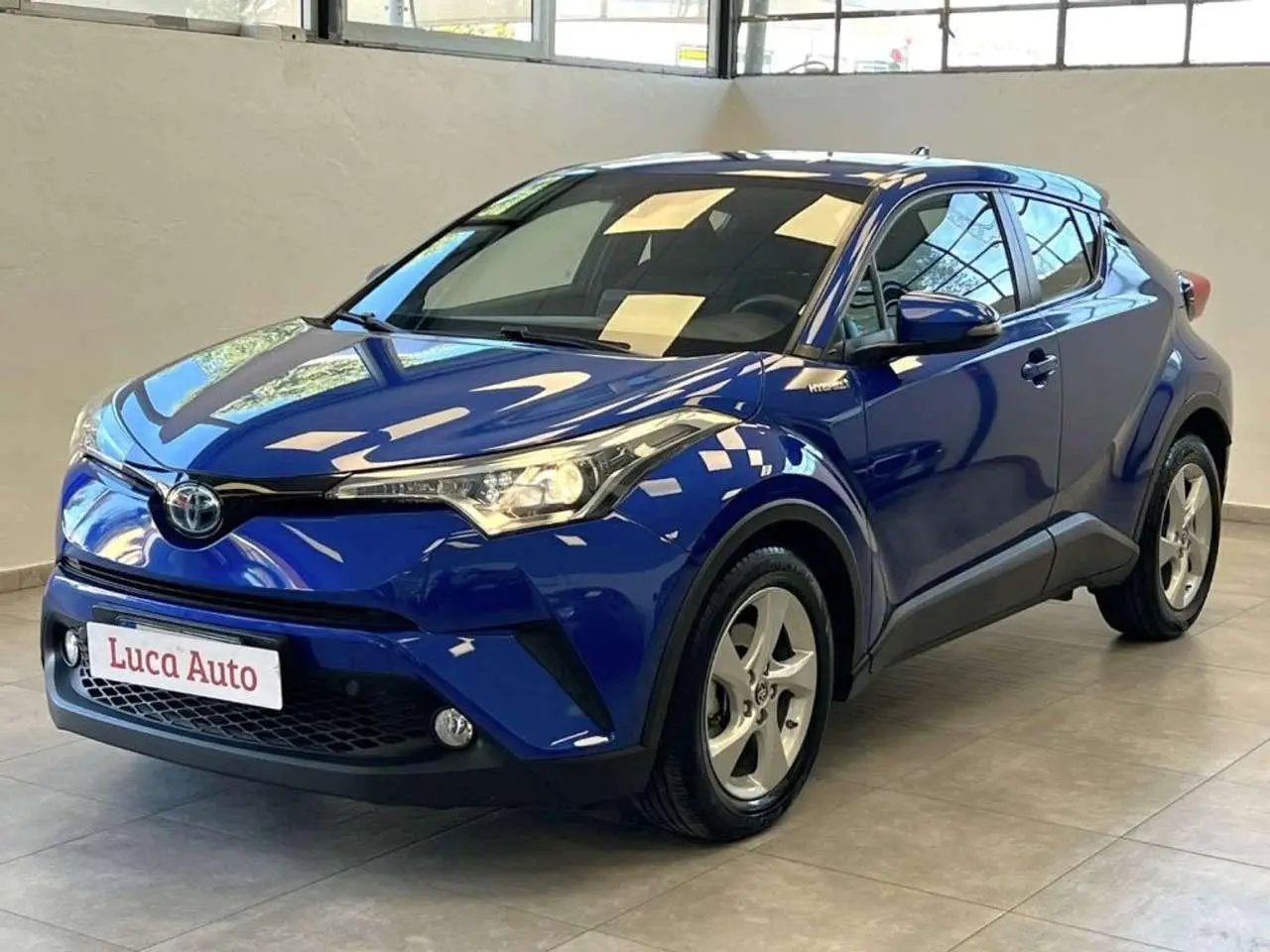 Photo 1 : Toyota C-hr 2019 Hybrid