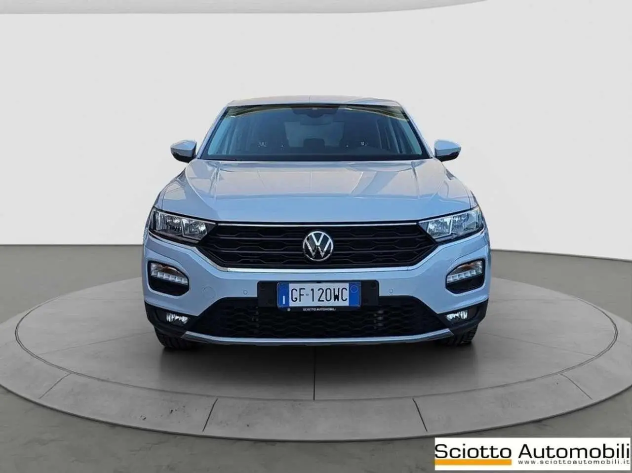 Photo 1 : Volkswagen T-roc 2021 Essence