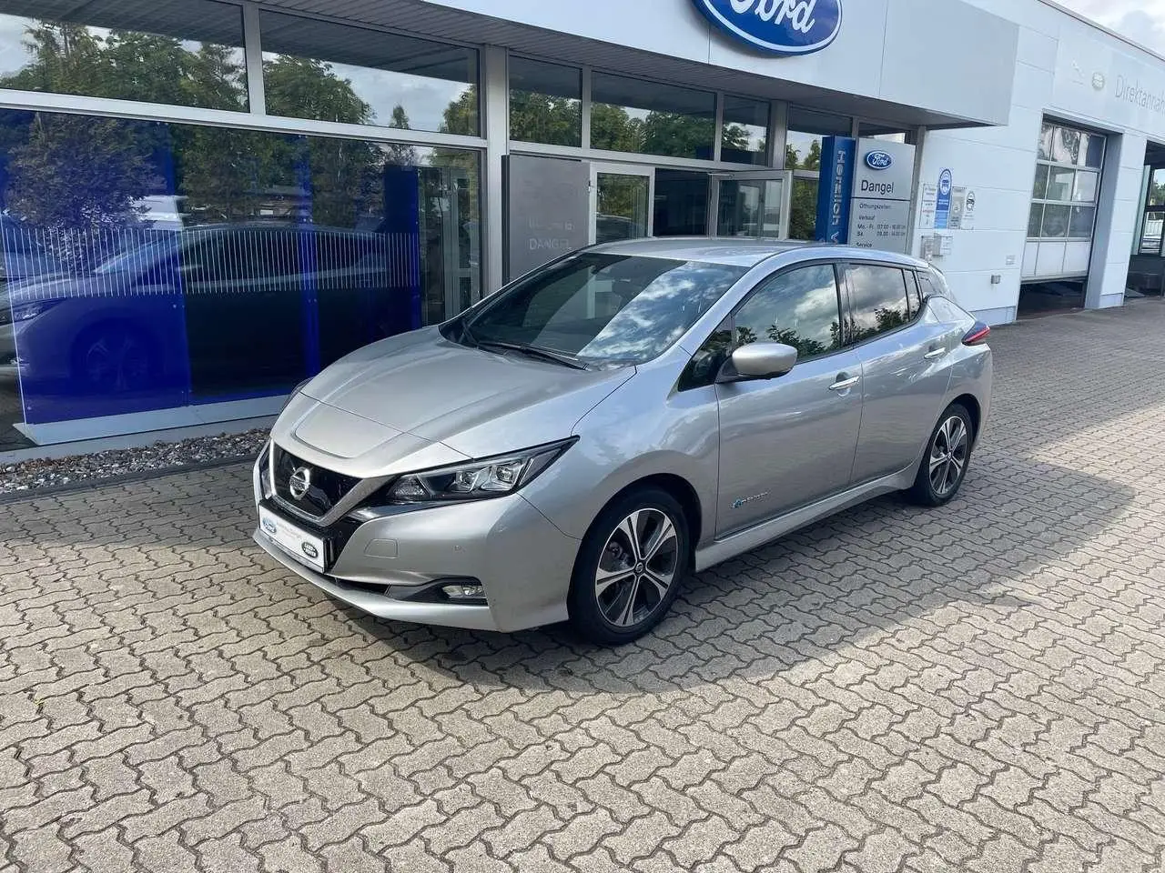 Photo 1 : Nissan Leaf 2019 Electric