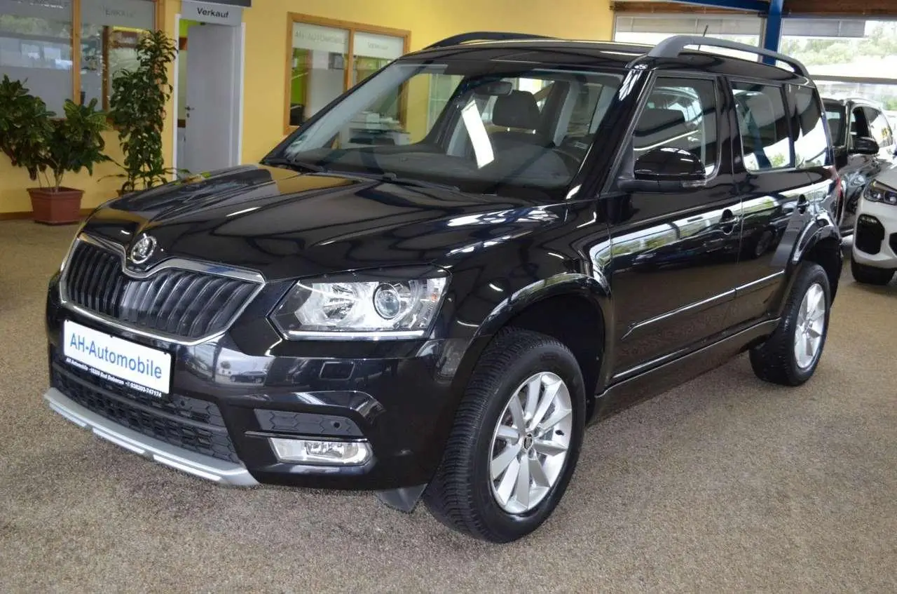 Photo 1 : Skoda Yeti 2017 Petrol