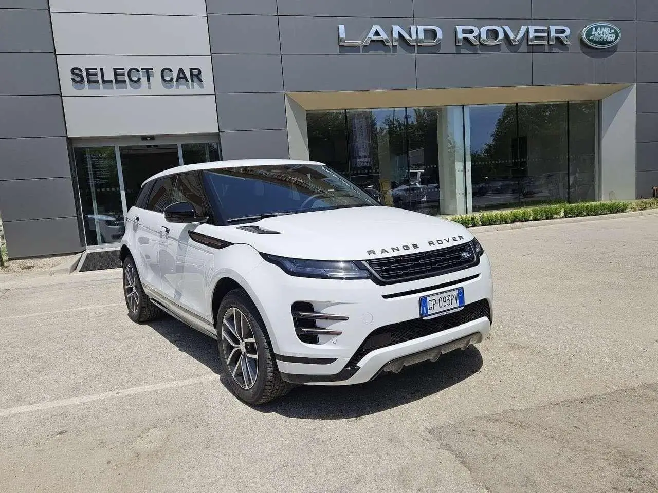 Photo 1 : Land Rover Range Rover Evoque 2024 Hybride