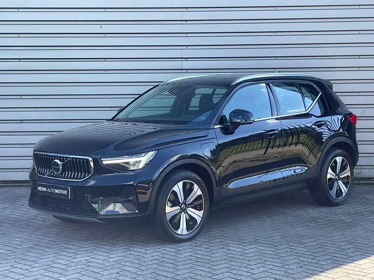 Photo 1 : Volvo Xc40 2023 Hybrid