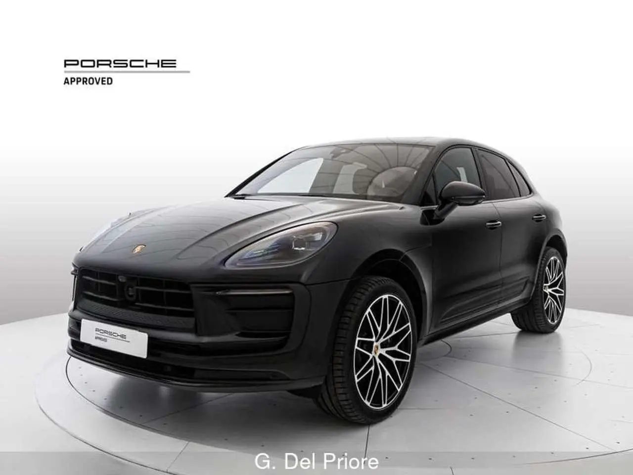 Photo 1 : Porsche Macan 2023 Essence