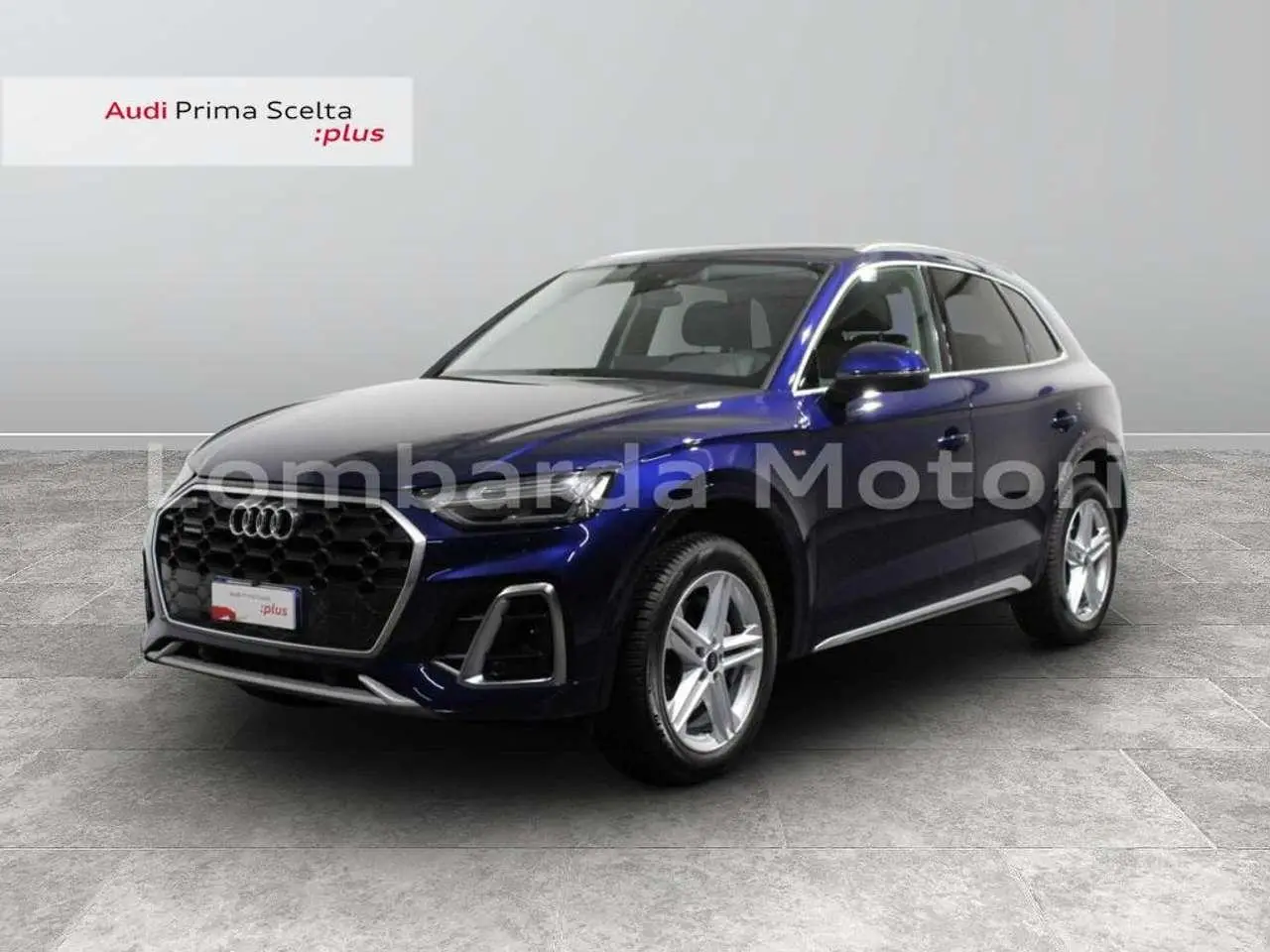 Photo 1 : Audi Q5 2023 Hybride