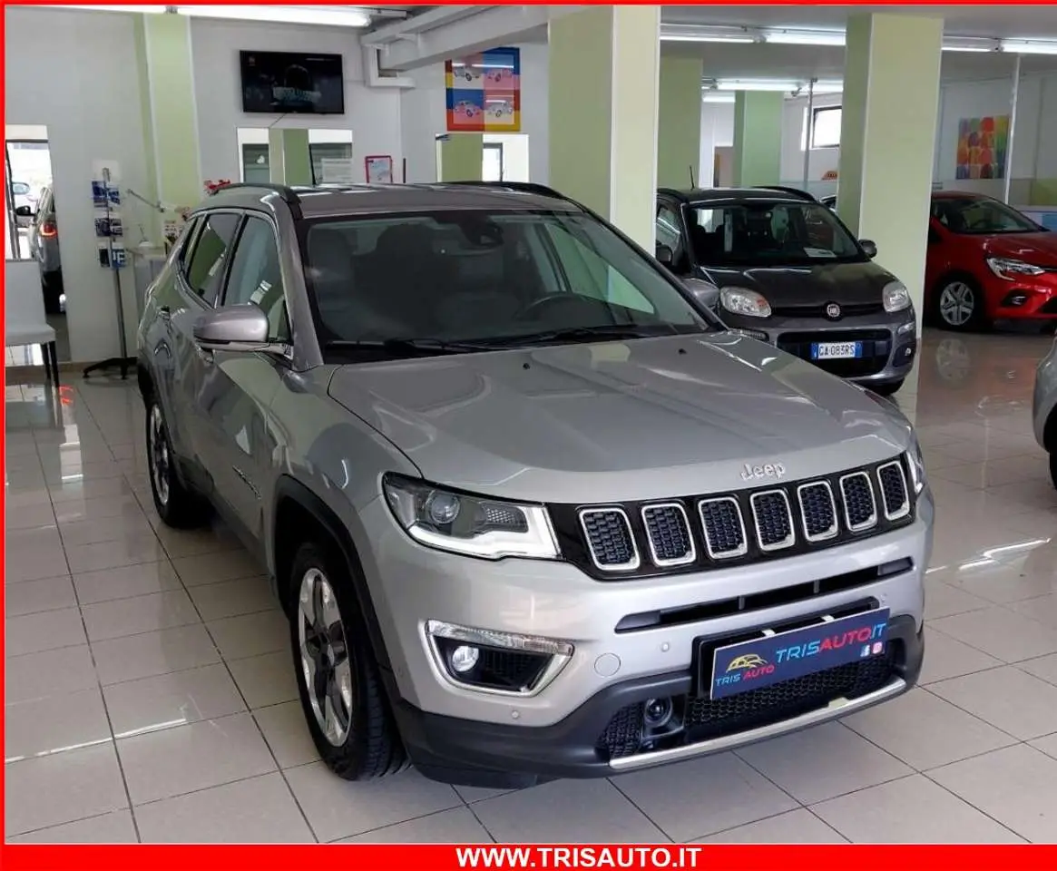 Photo 1 : Jeep Compass 2020 Diesel