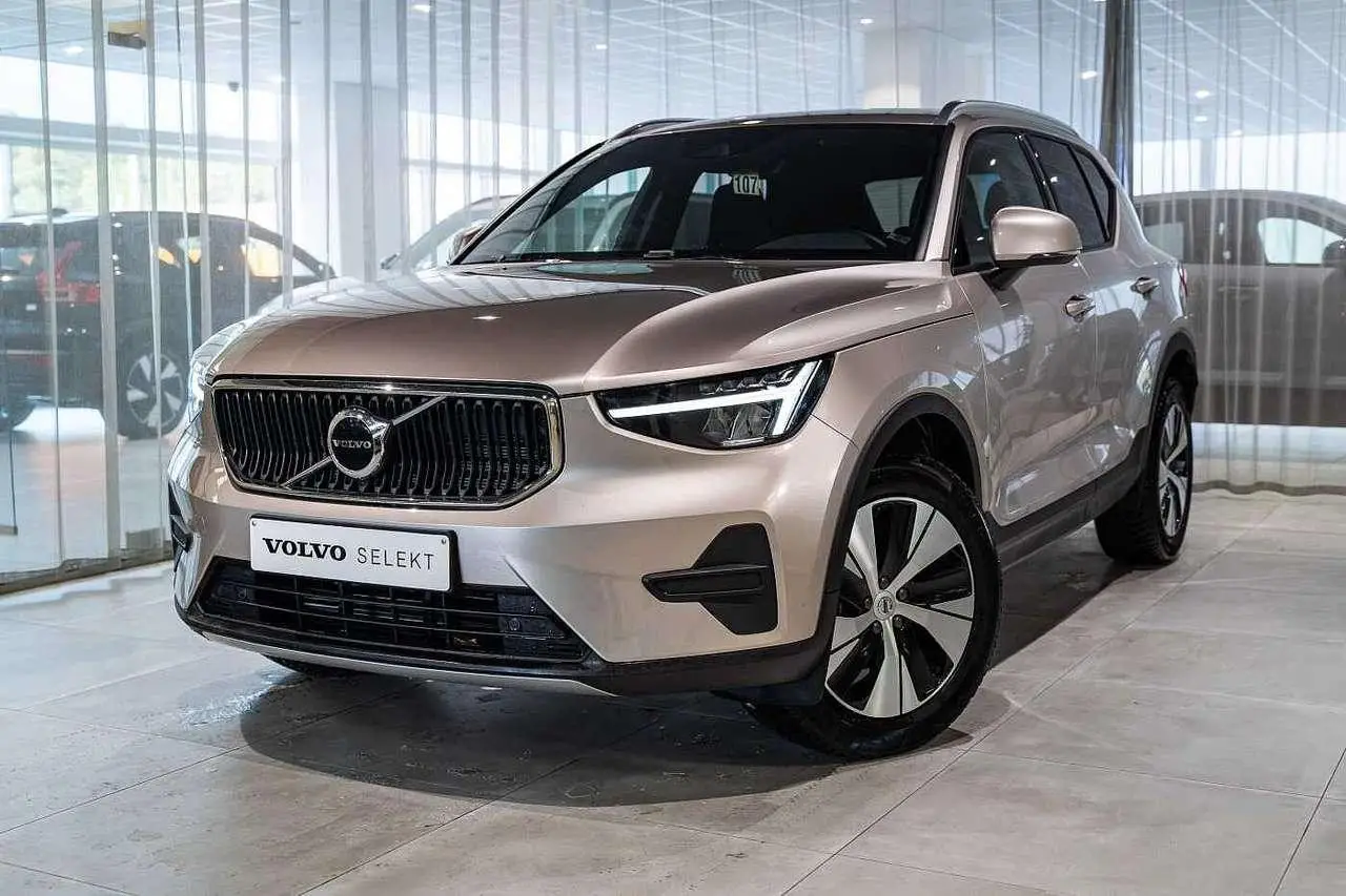 Photo 1 : Volvo Xc40 2023 Petrol