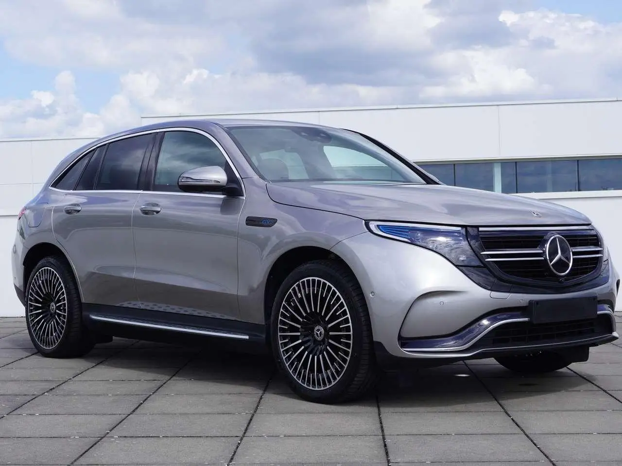 Photo 1 : Mercedes-benz Eqc 2023 Électrique