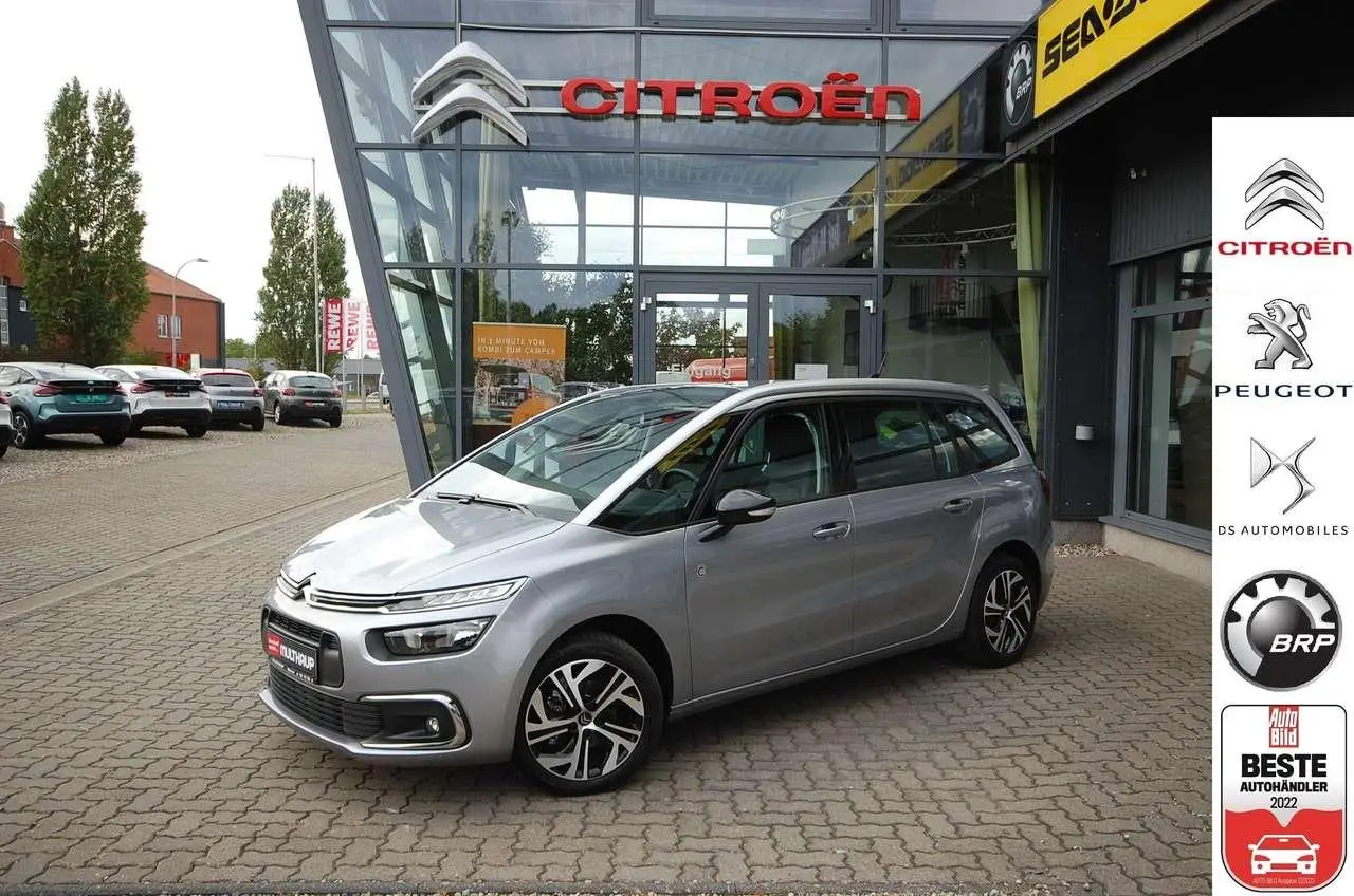 Photo 1 : Citroen C4 2022 Essence