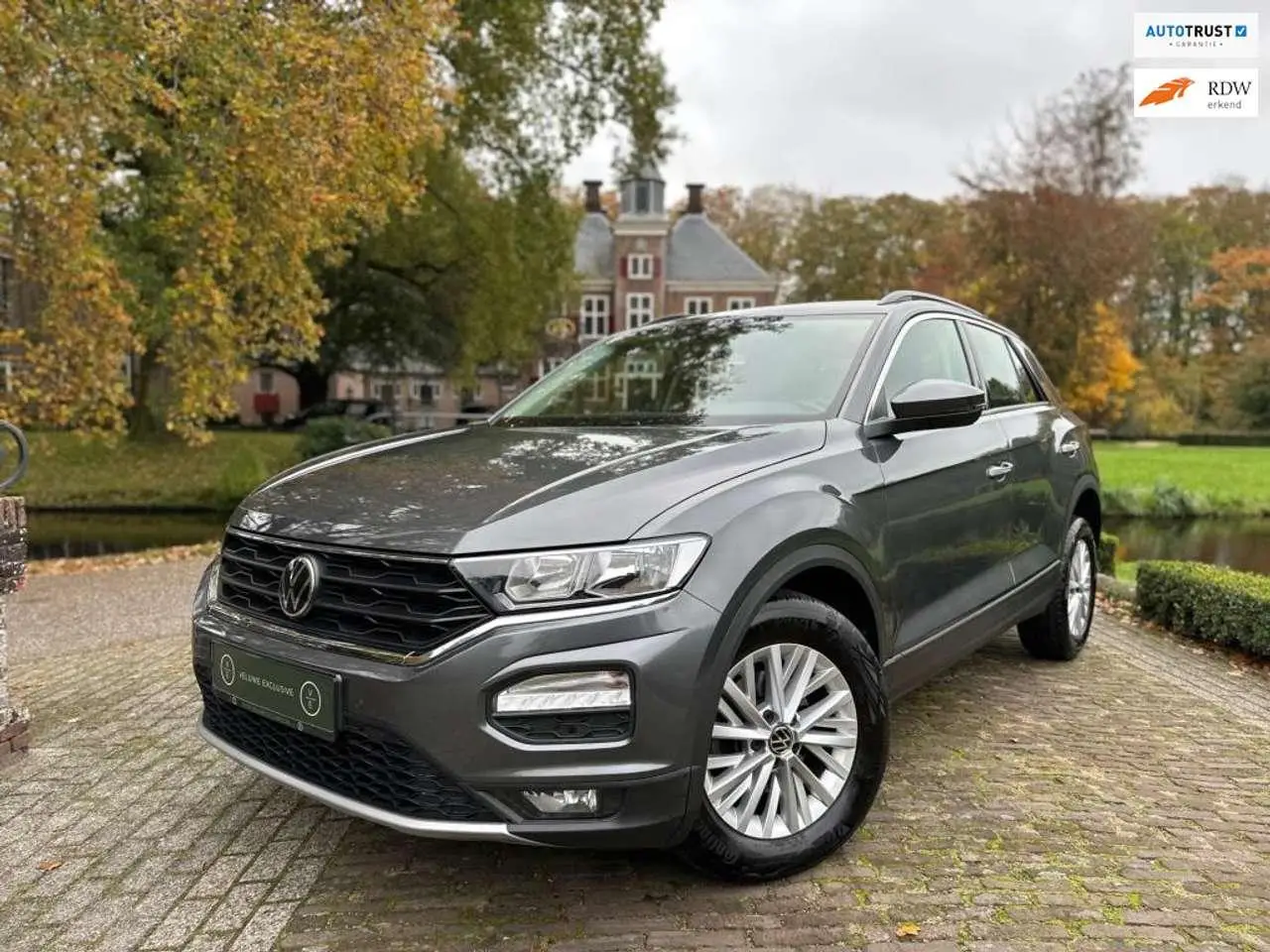 Photo 1 : Volkswagen T-roc 2021 Essence