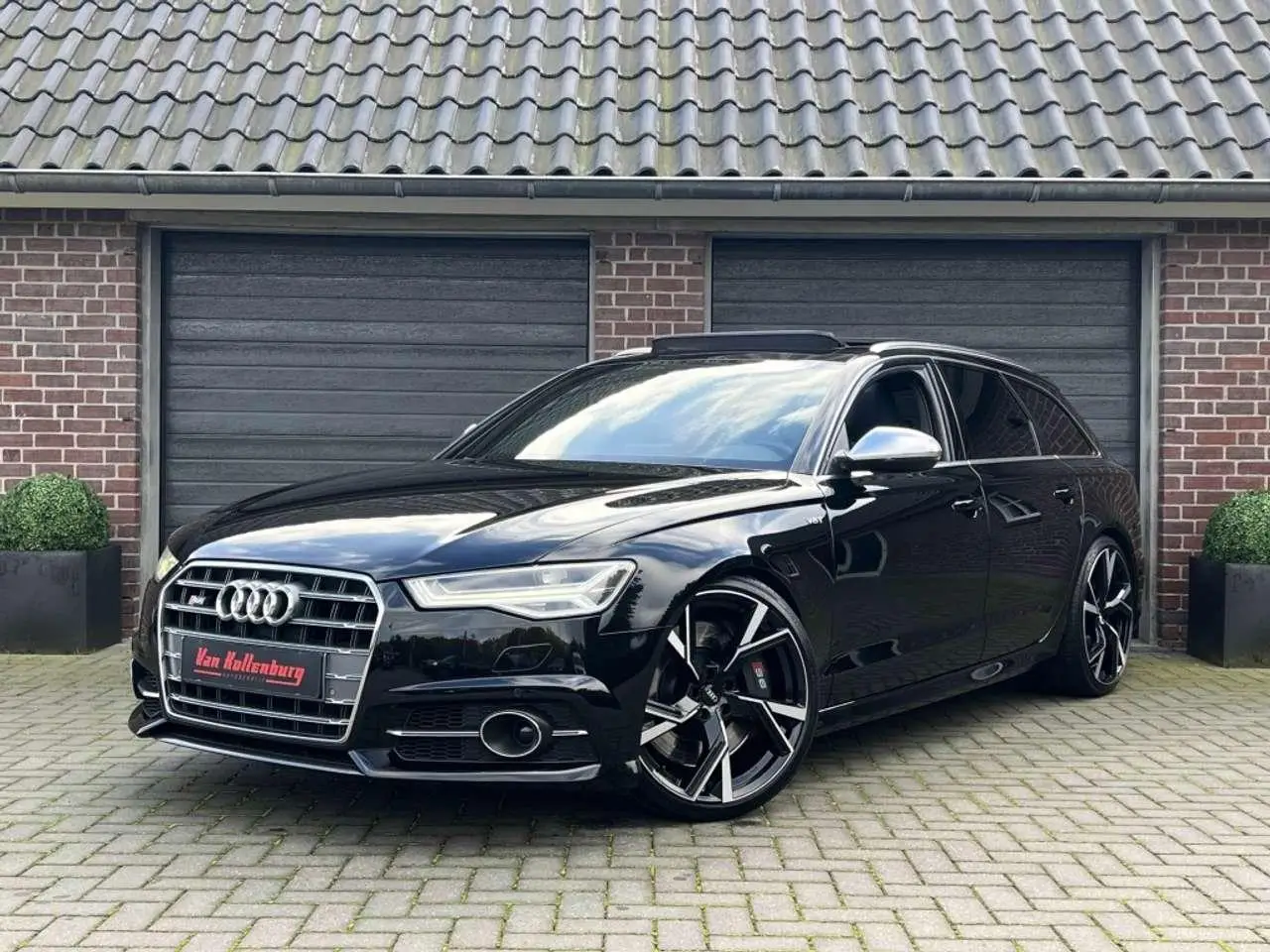 Photo 1 : Audi S6 2016 Petrol